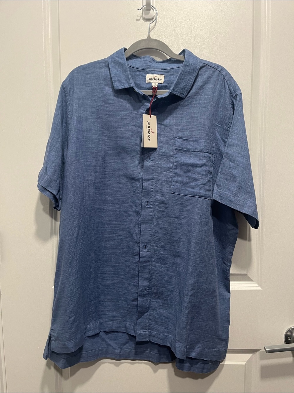 Jeremiah Relaxed Short-Sleeve Button-Down Shirt in Dusty Blue 100% cotton